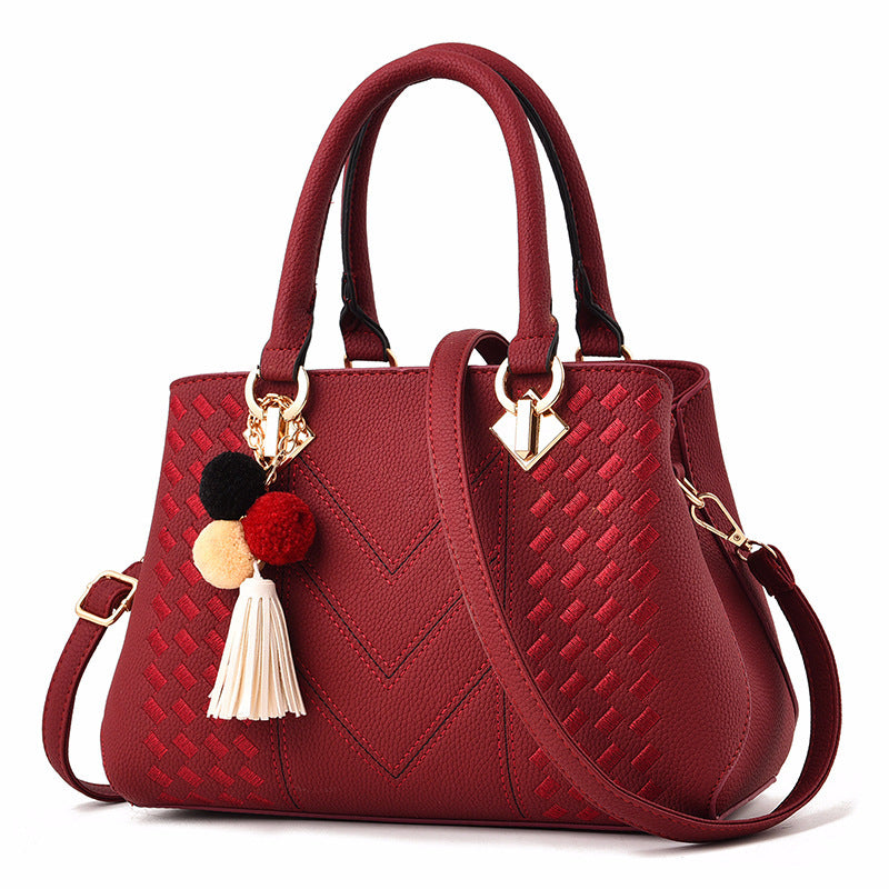 Premium Ladies Crossbody Handbags – Stylish & Luxury Bags for Women